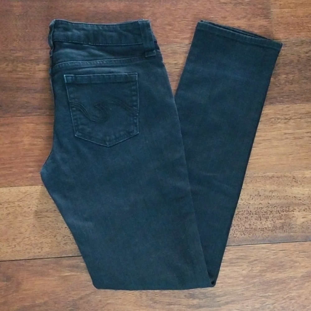 Refuge | Slim Fit Jeans
